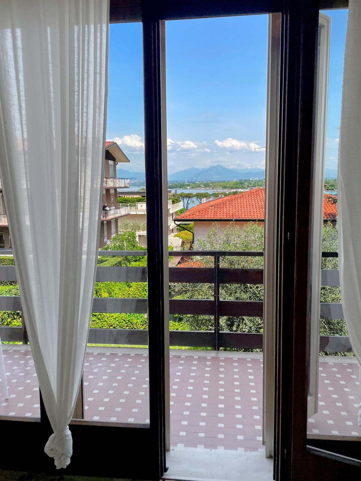 Villa 70 Пескиера дел Гарда Екстериор снимка